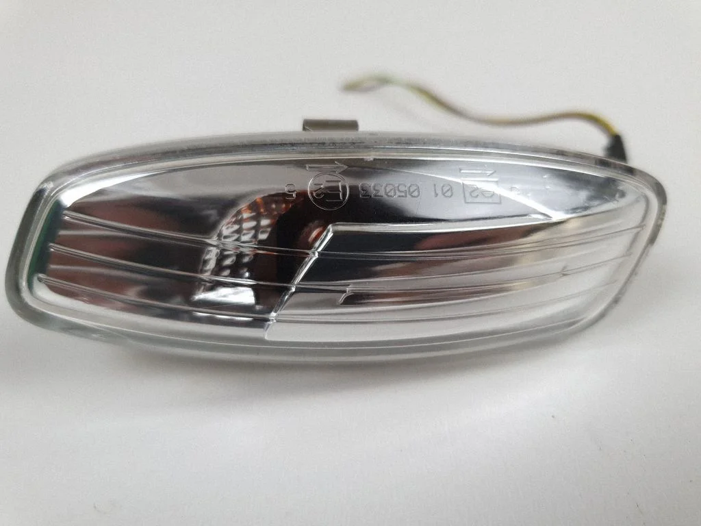 Suunatuli peeglis – Citroen C4 I (2004-2010)
