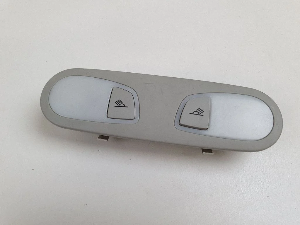 Rear seat light 4G0947111