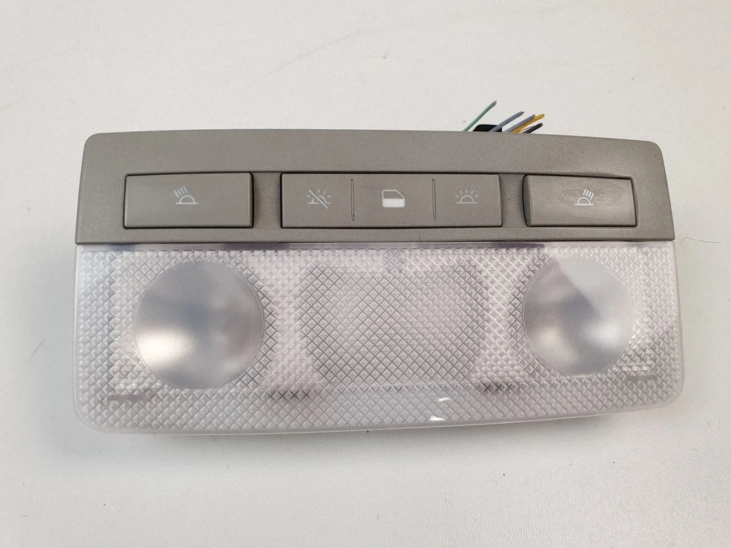 Front seat light 22774316