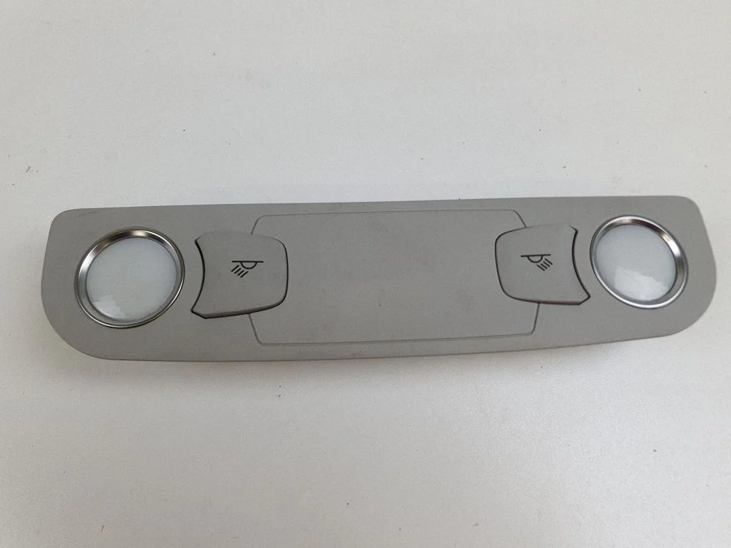 Front seat light 4L0947111B