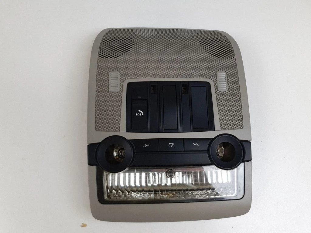 Front seat light 9138376