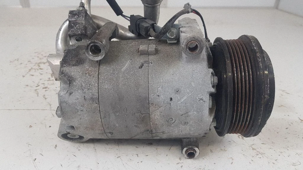 Kliimakompressor (pump) GV6119D629WA – Ford Kuga II (2013-2019)