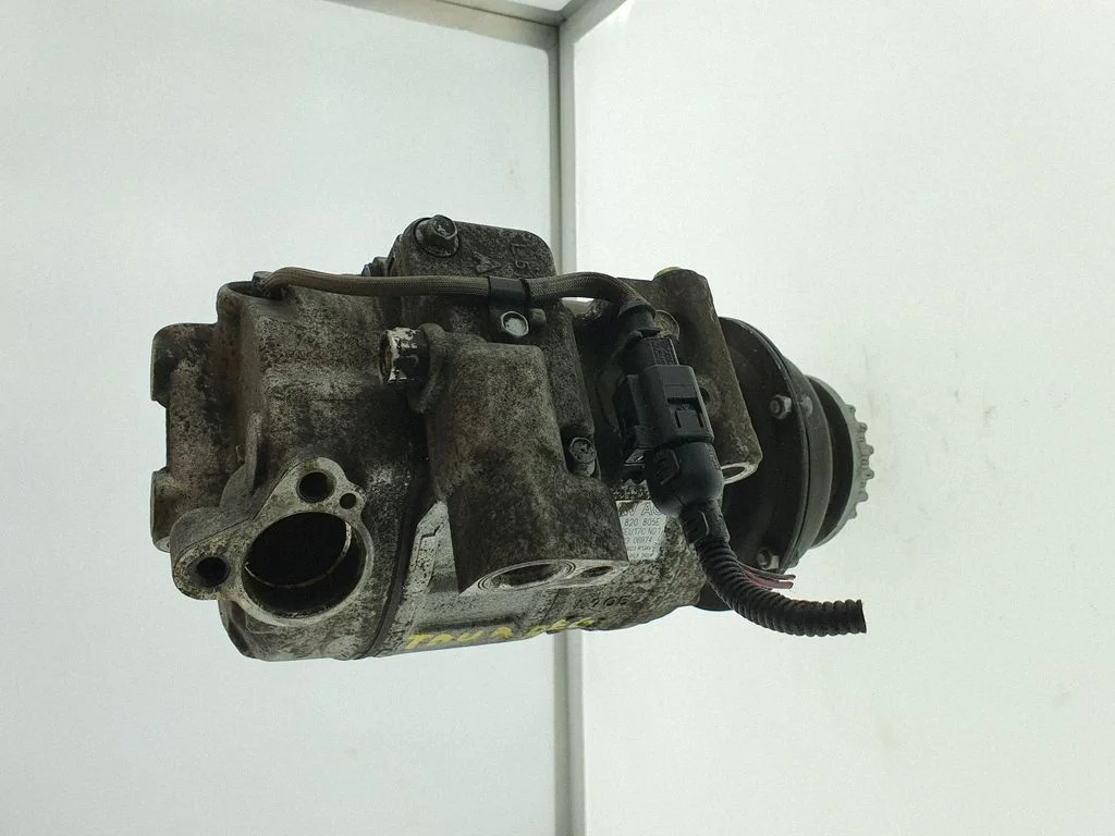 Air conditioning (A/C) compressor (pump) – Volkswagen Touareg I (2002-2010)