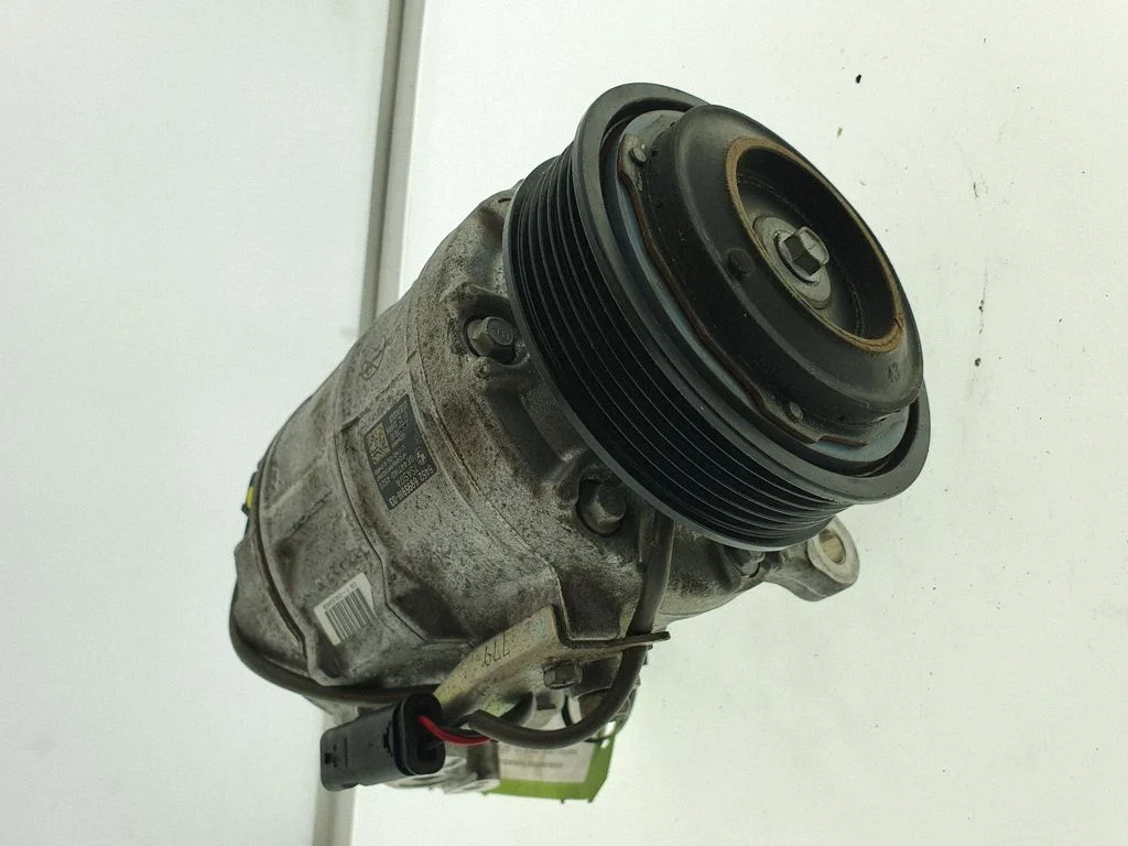 Air conditioning (A/C) compressor (pump) 6452699591803