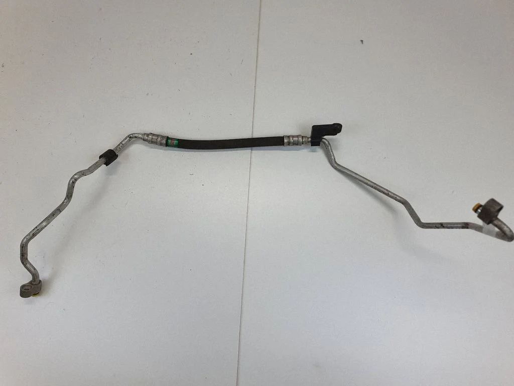 Air conditioning (A/C) pipe/hose 6989307