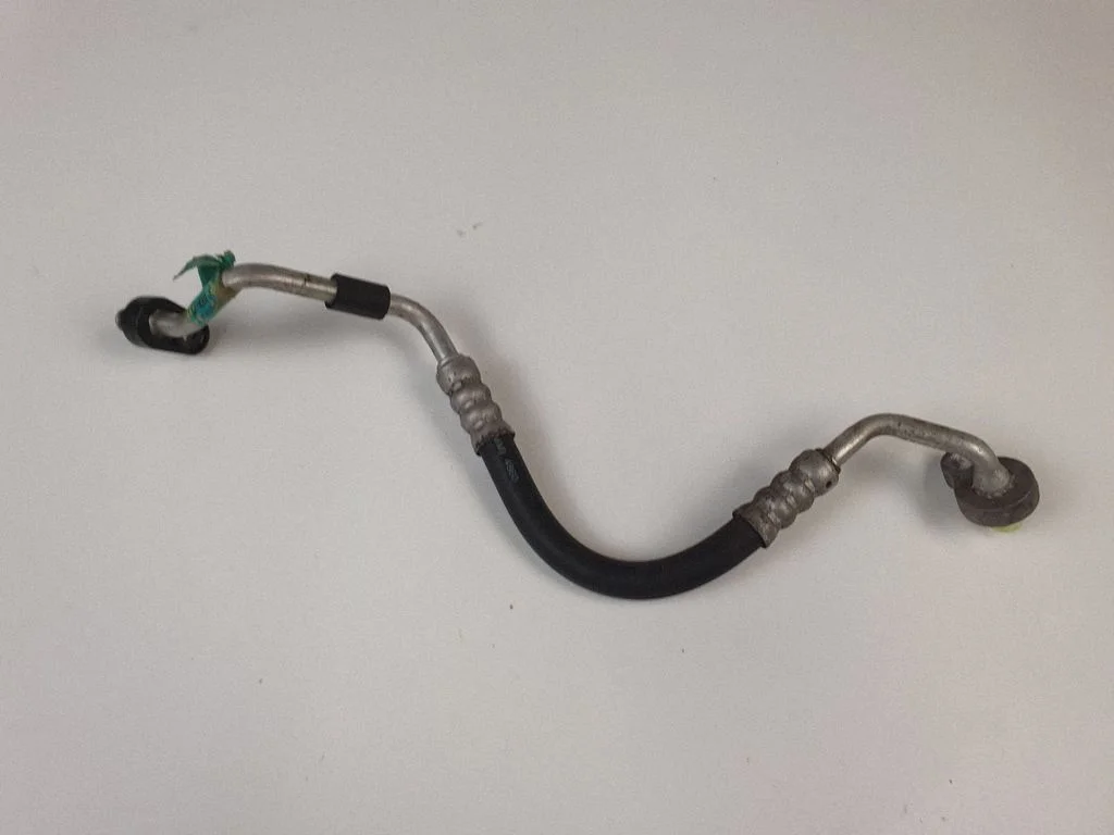 Air conditioning (A/C) pipe/hose
