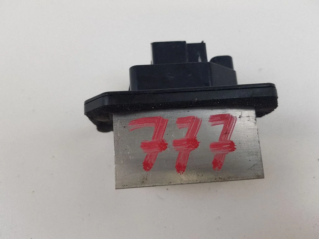 Heater blower motor/fan resistor 0778001020