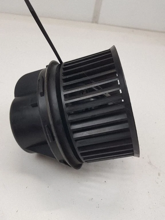 Krāsniņas ventilators/pūtējs 3M5H18456BD