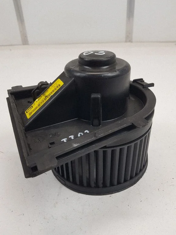 Salongipuhur 1J2819021C – Audi TT Mk1 (1999-2006)