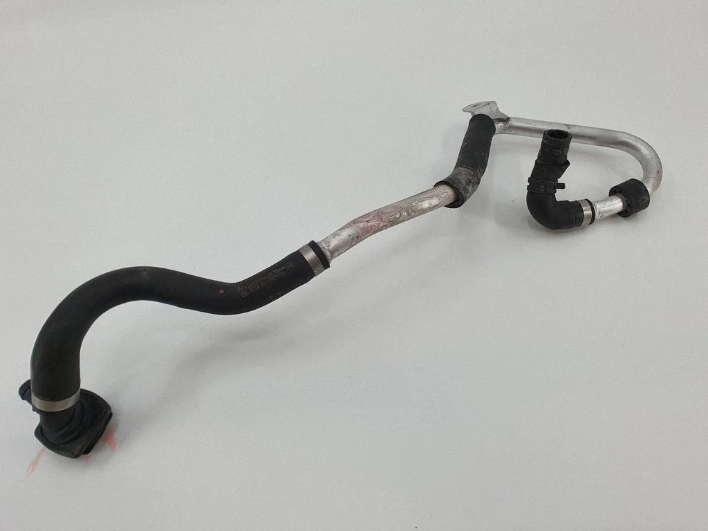 Engine coolant pipe/hose – Mercedes-Benz C-Class W205 (2014-2021)