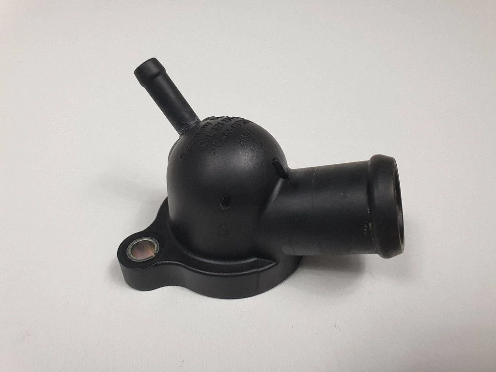 Engine coolant pipe/hose 04L121131AB