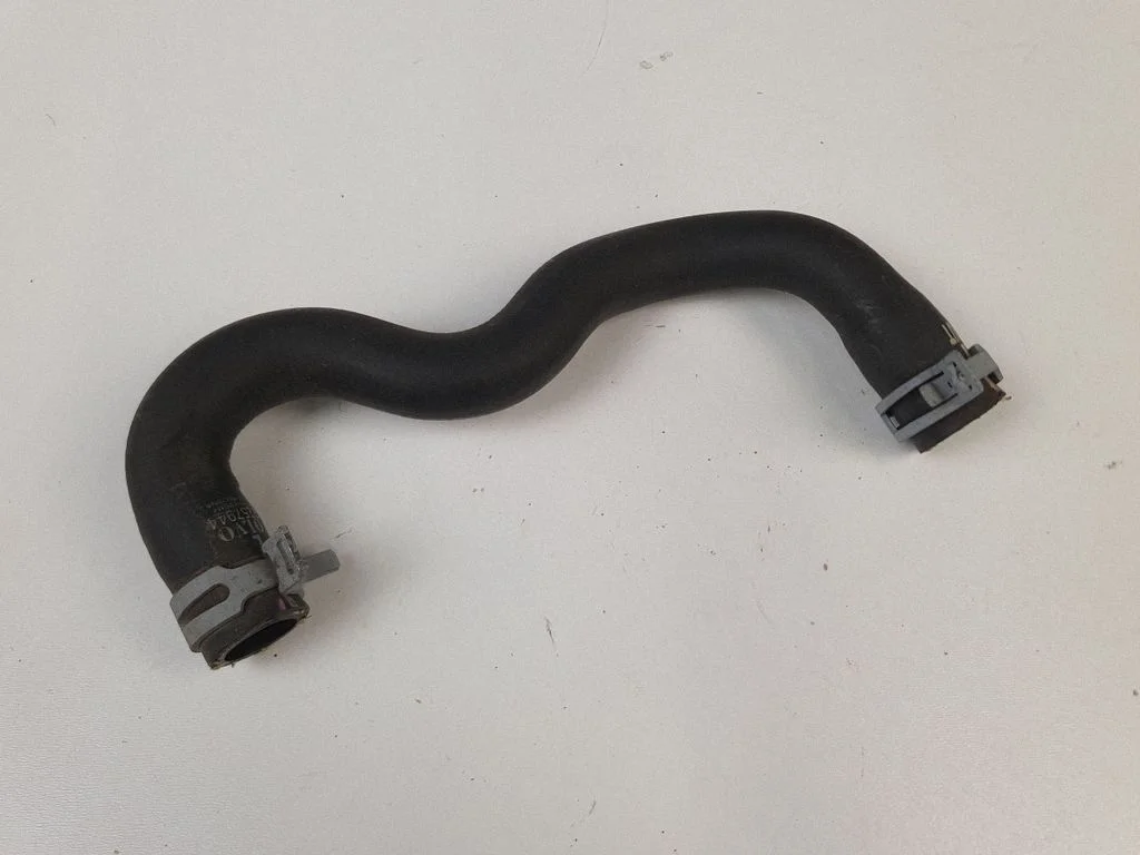 Engine coolant pipe/hose 32257944