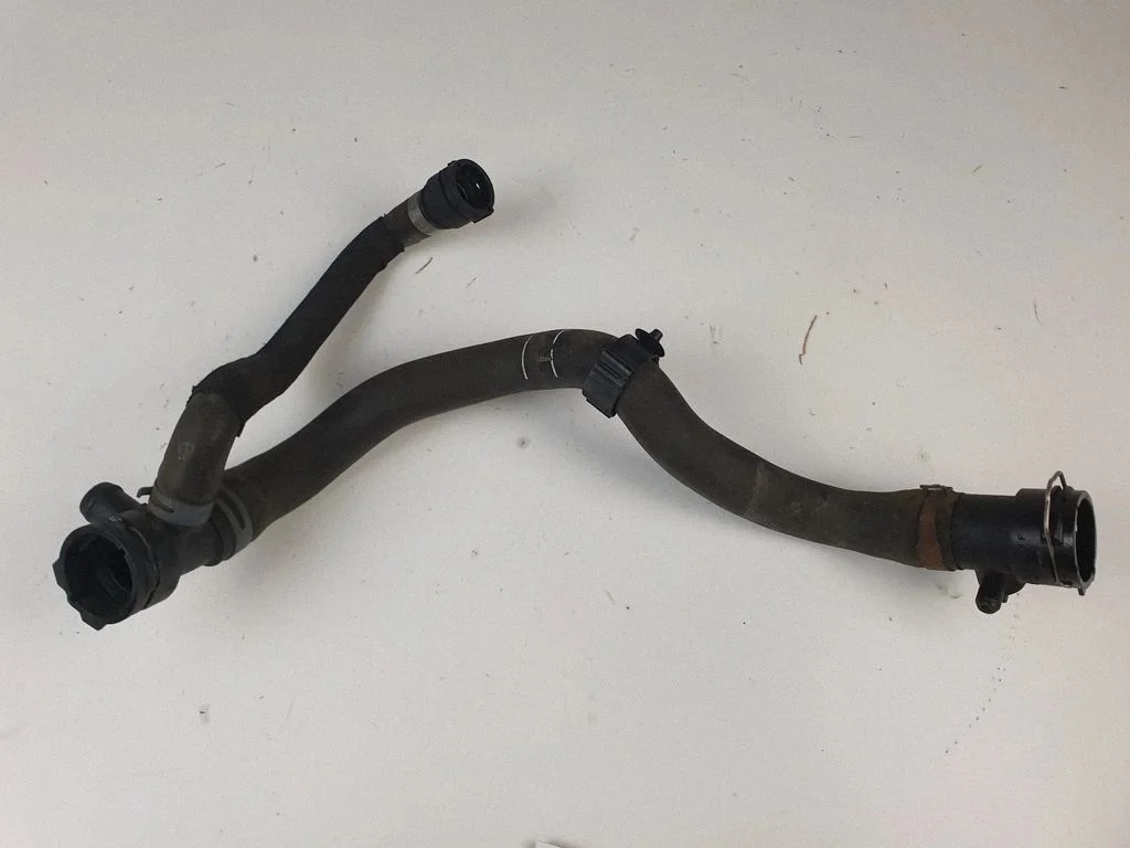 Engine coolant pipe/hose 4F0122293A