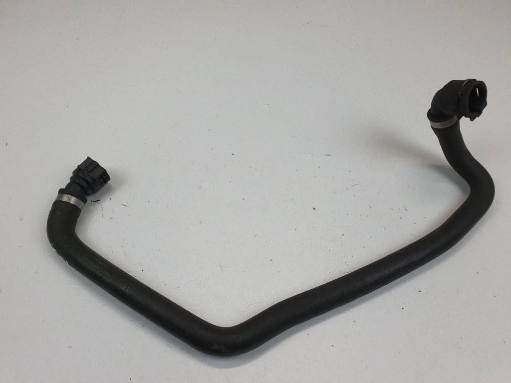 Engine coolant pipe/hose 6945279