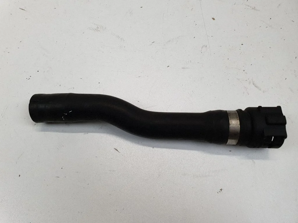 Engine coolant pipe/hose 6945268