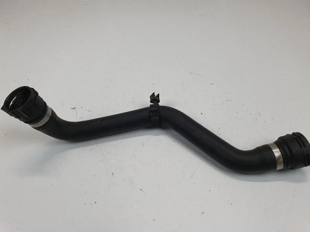 Engine coolant pipe/hose 8514078