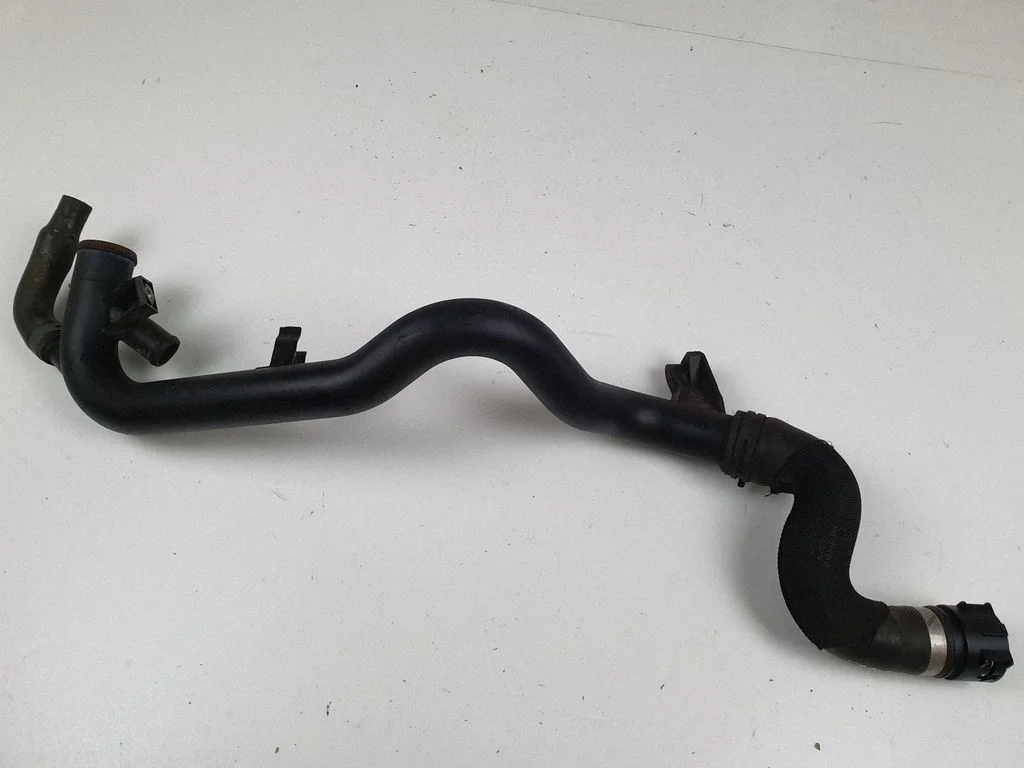 Engine coolant pipe/hose – Audi Q3 8U (2011-2016)