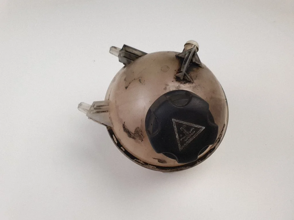 Coolant expansion tank/reservoir 1400474480
