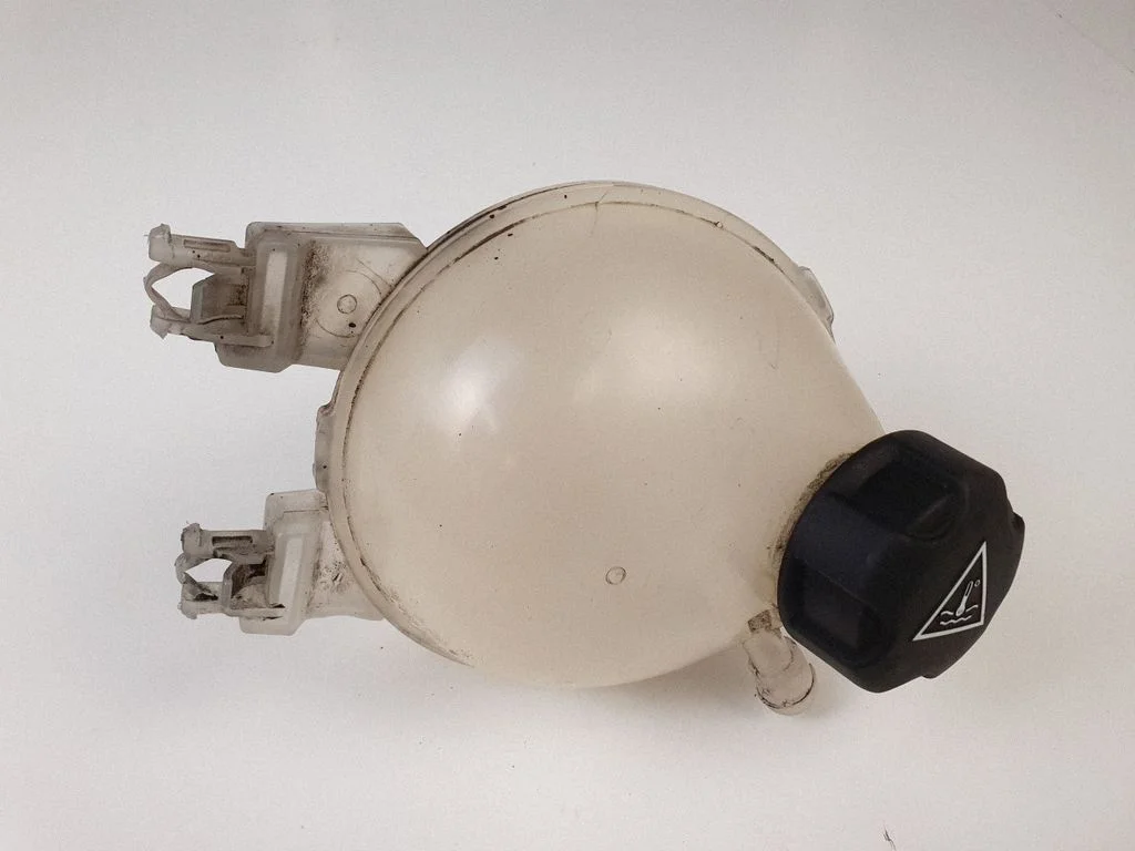 Coolant expansion tank/reservoir 9800777280