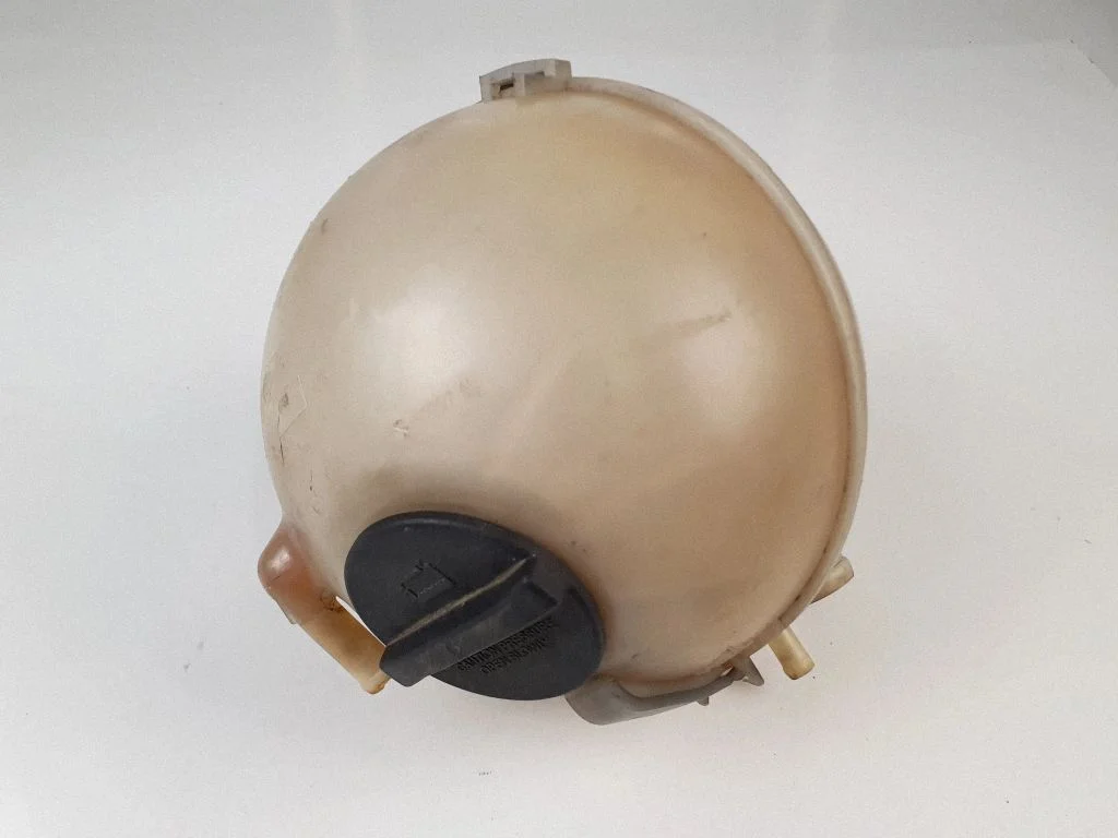 Coolant expansion tank/reservoir – Mercedes-Benz Vito Viano W639 (2003-2014)