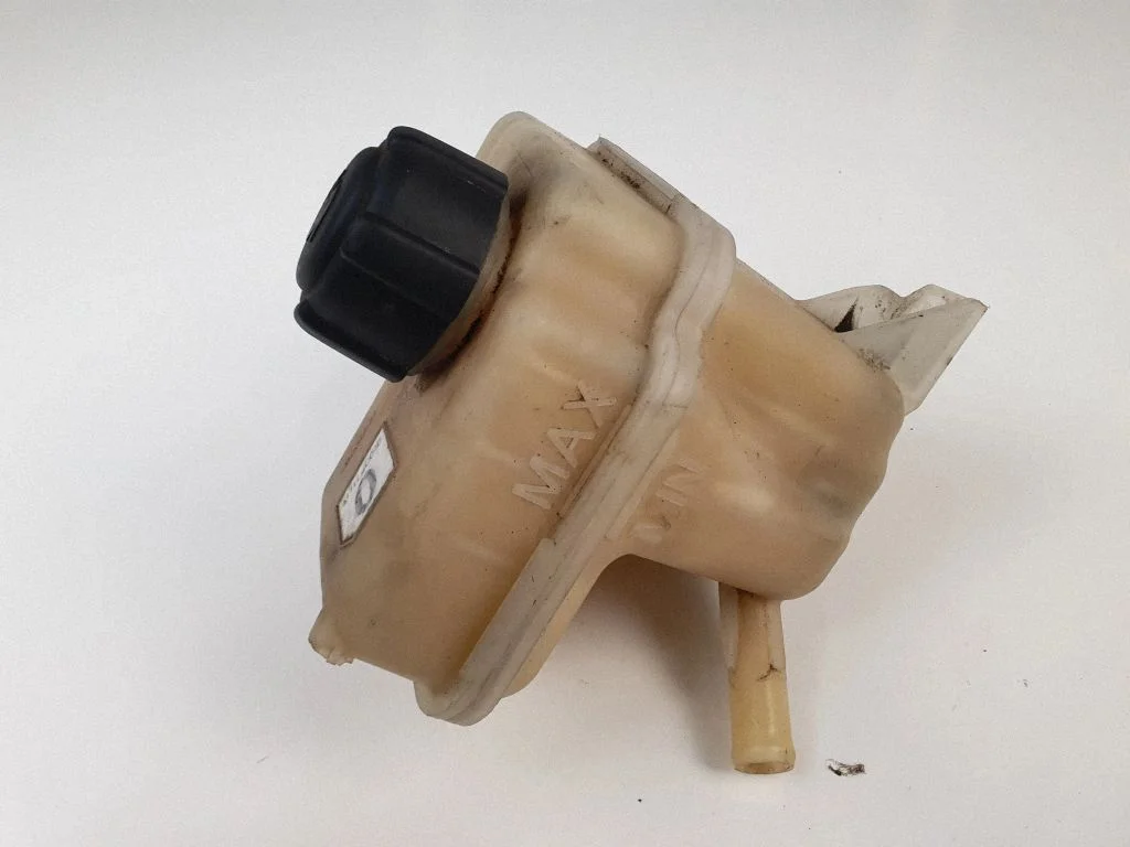 Coolant expansion tank/reservoir 21711JD00B
