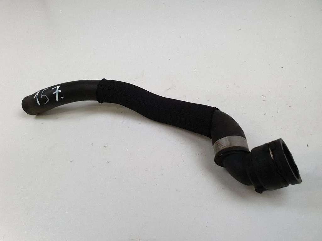 Engine coolant pipe/hose 6928591