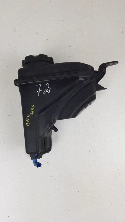 Coolant expansion tank/reservoir 1713760748202