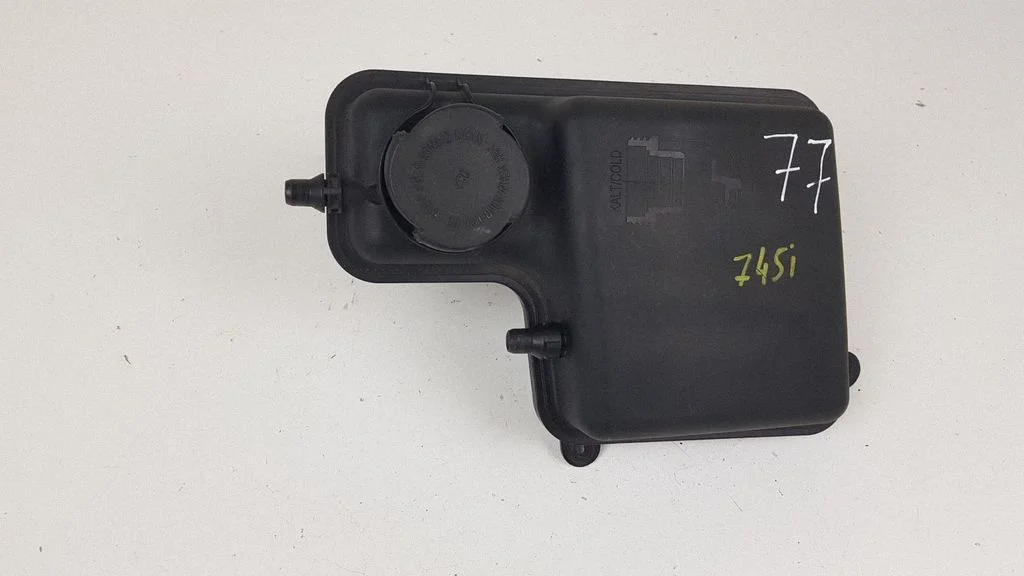 Coolant expansion tank/reservoir 7508008