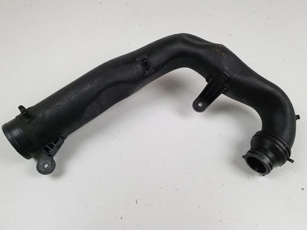Intercooler hose/pipe 1K0129654AJ