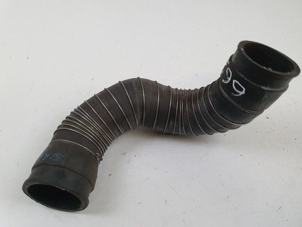 Vahejahuti voolik (-ud)/ toru (-d) A1705280182 – Mercedes-Benz SLK-klass R170 (1996-2004)