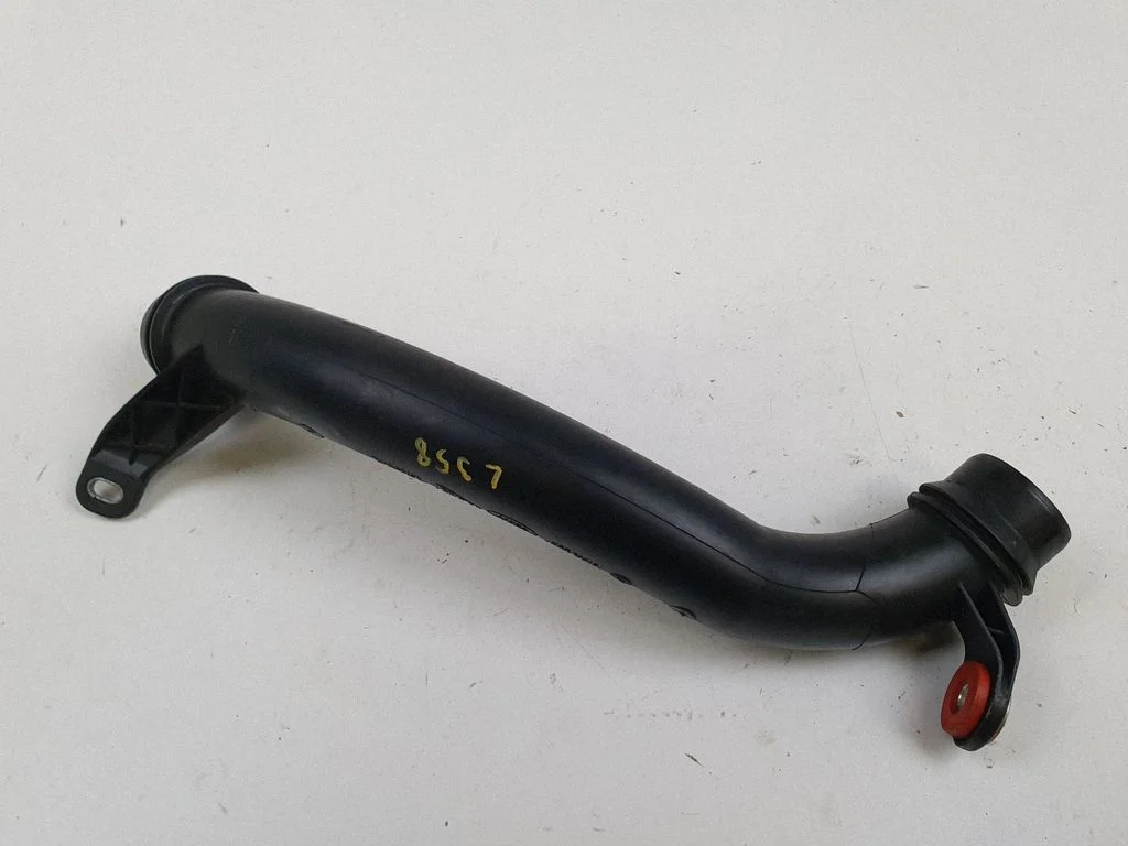 Intercooler hose/pipe GJ326C782