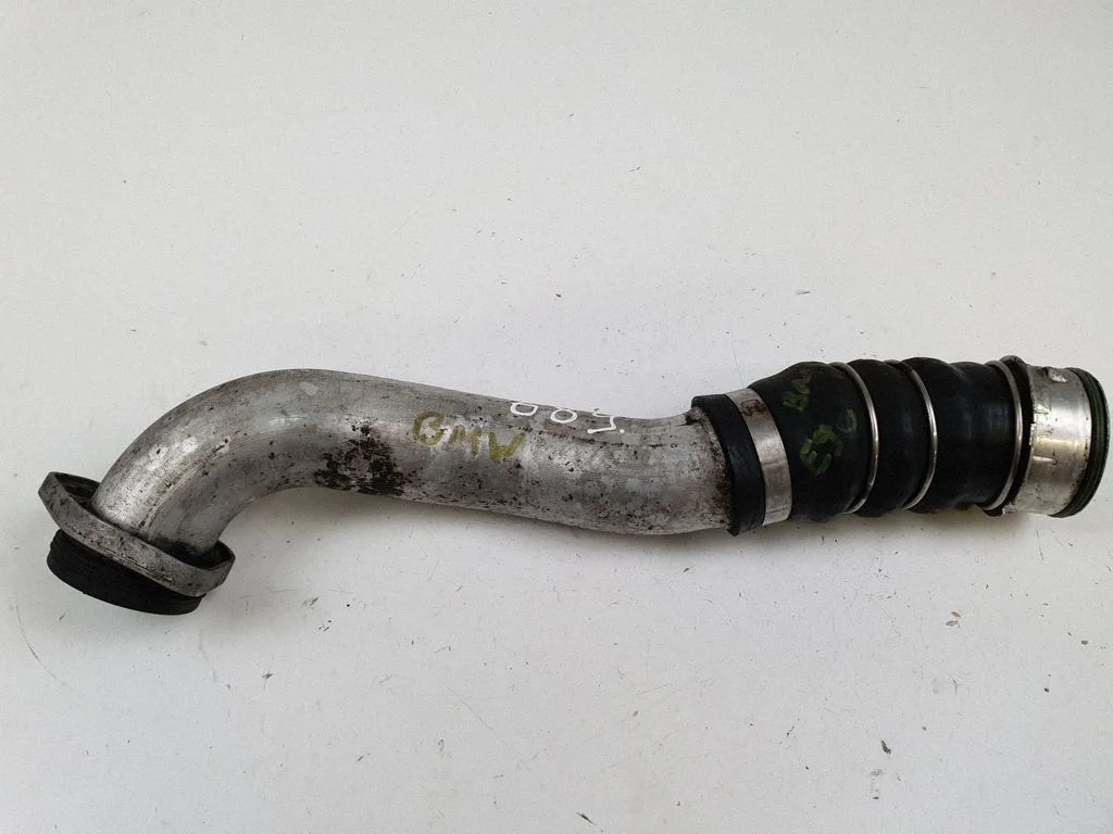 Intercooler hose/pipe