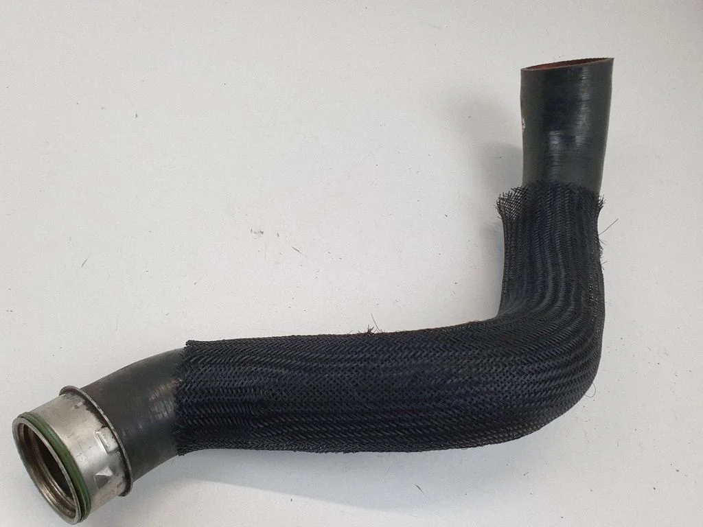 Intercooler hose/pipe 04861689AB