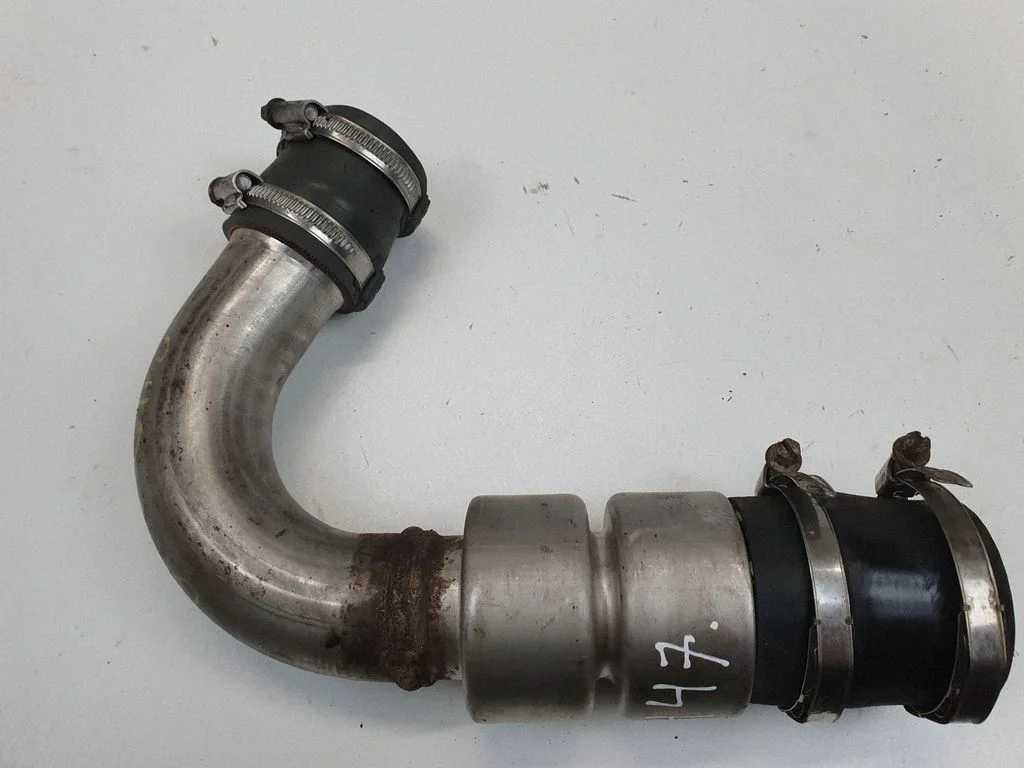 Intercooler hose/pipe