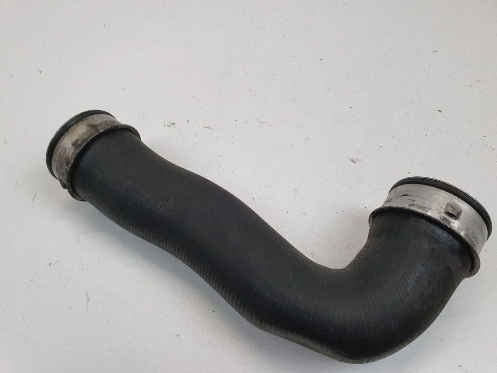 Intercooler hose/pipe 1K0145834L