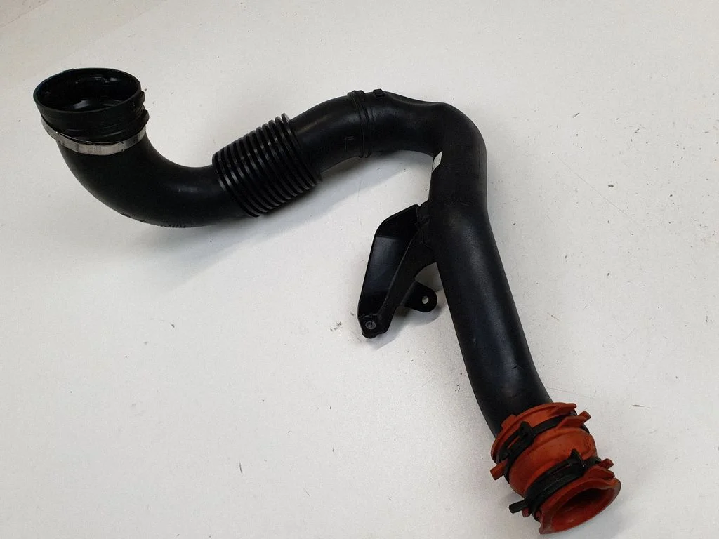 Intercooler hose/pipe GX639F876BC
