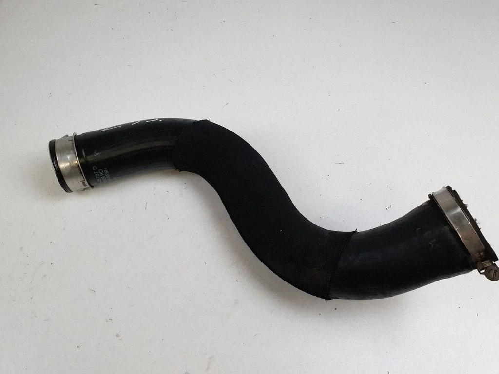 Intercooler hose/pipe 4F0145737D