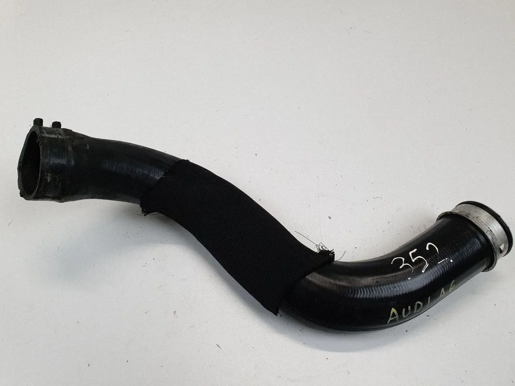 Intercooler hose/pipe 4F0145737