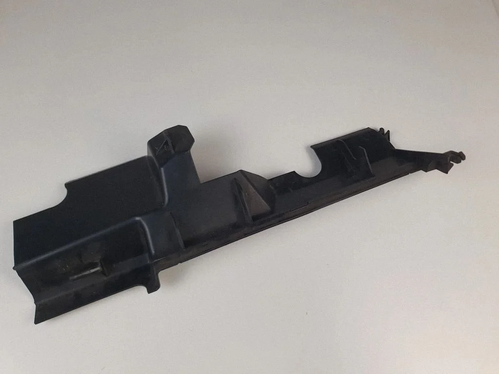 Intercooler air guide/duct channel – Renault Scenic III - Grand scenic III (2009-2016)