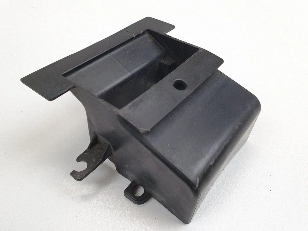 Intercooler air guide/duct channel 30647975