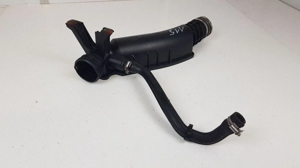 Intercooler hose/pipe A2710901937