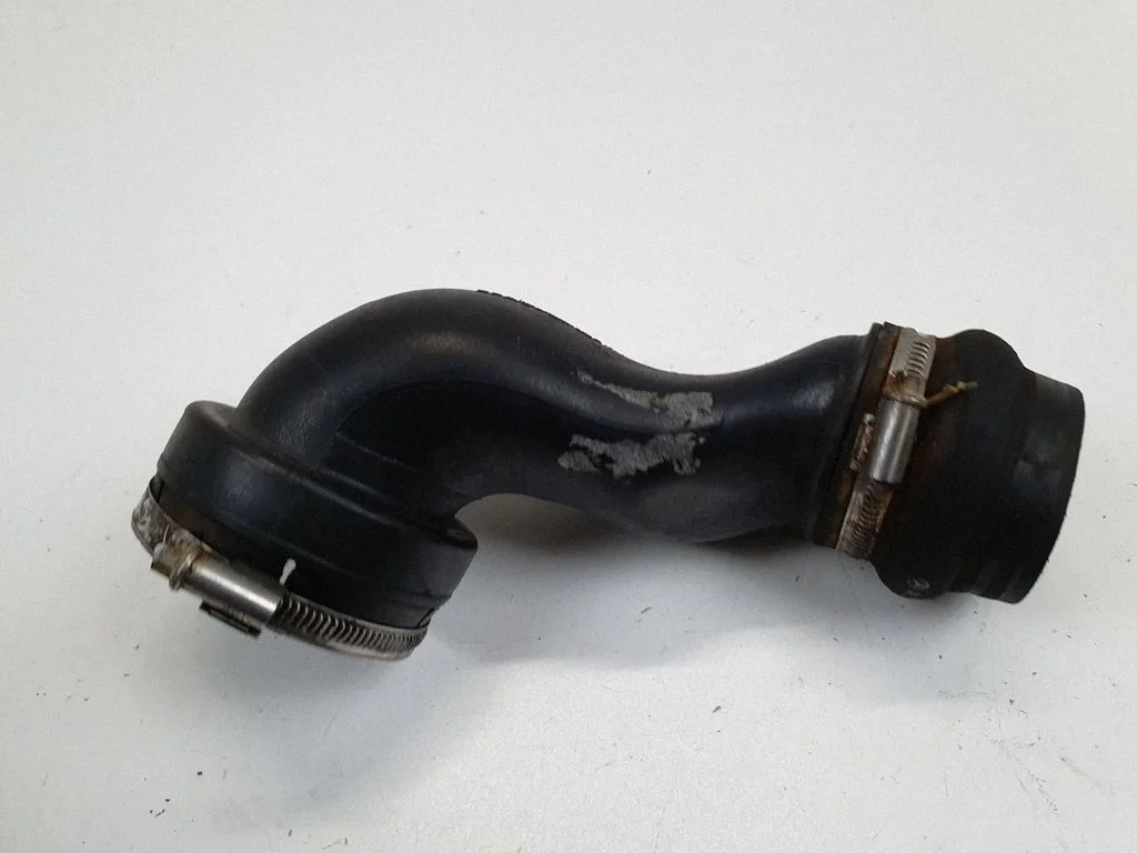 Intercooler hose/pipe – Mercedes-Benz CLK-Class A209 C209 (2002-2009)