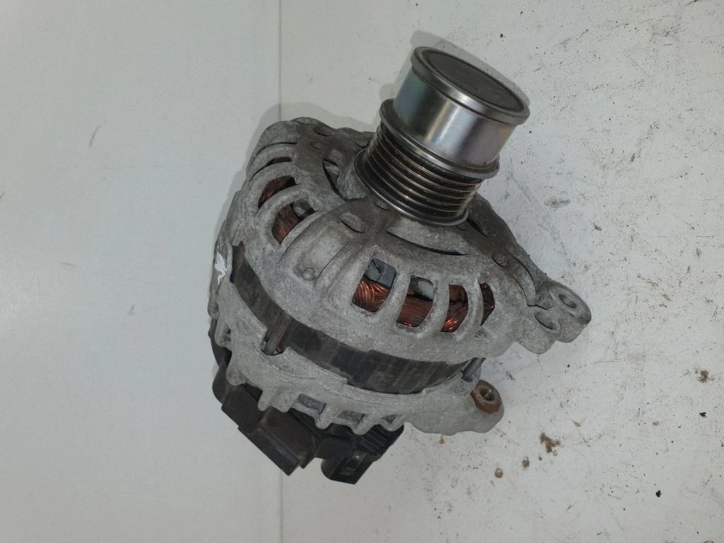 Generator/alternator 04E903021M