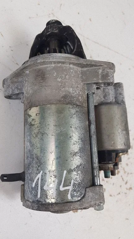 Starteris AV6N11000CA