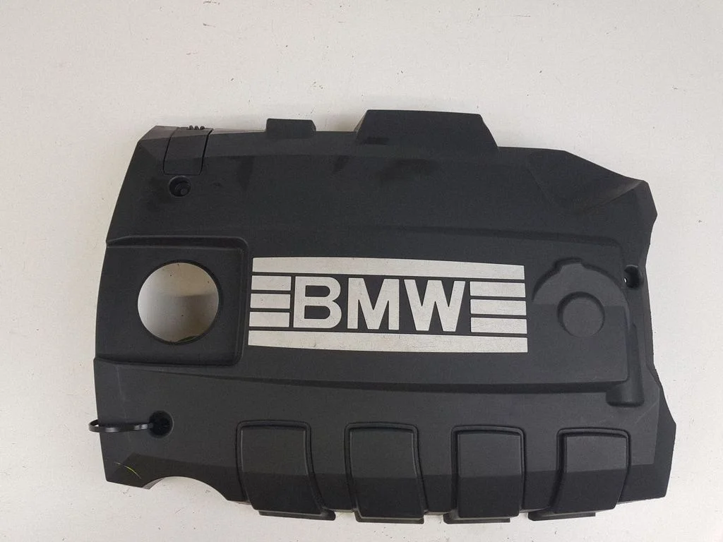 Engine cover (trim) 7556033