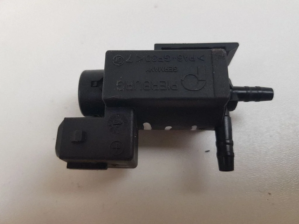 Turbo solenoid valve 7810831
