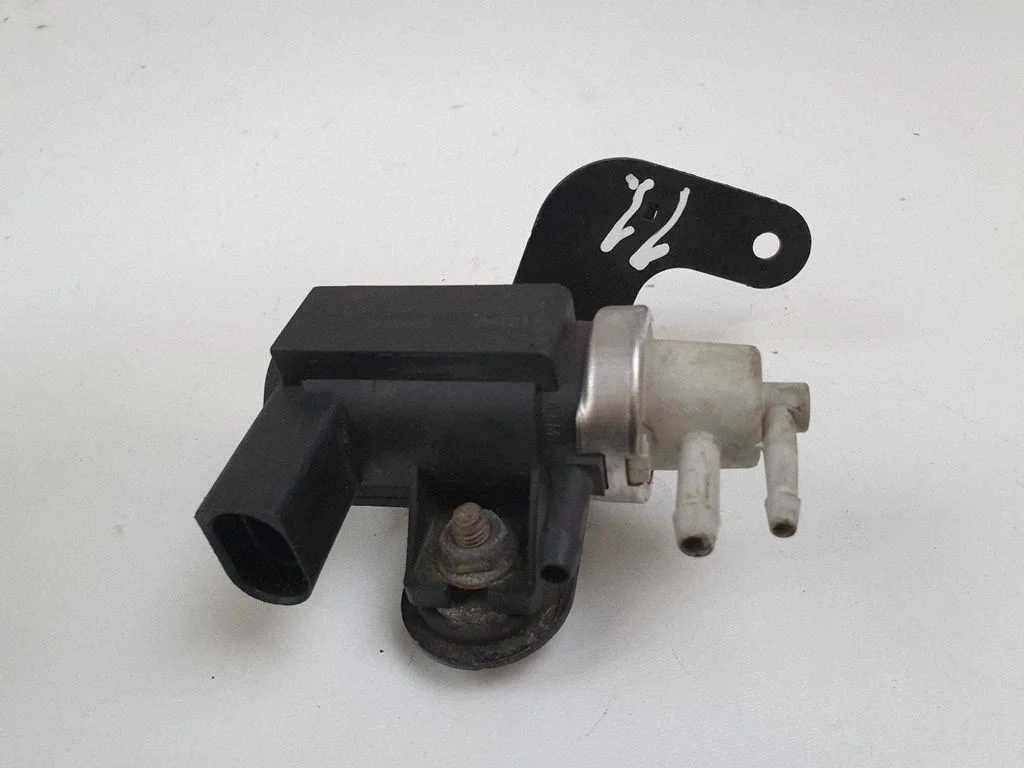Solenoidklapp 1J0906627B