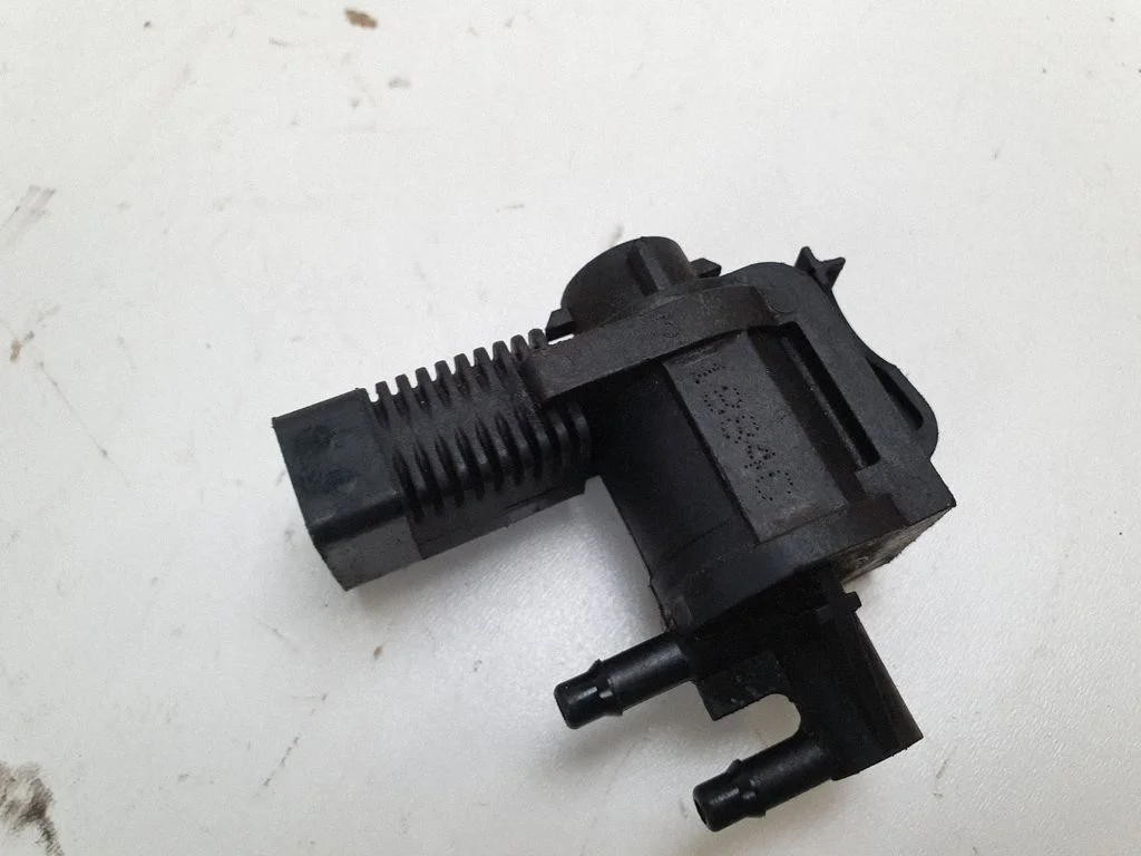 Turbo solenoid valve 1J0906283C