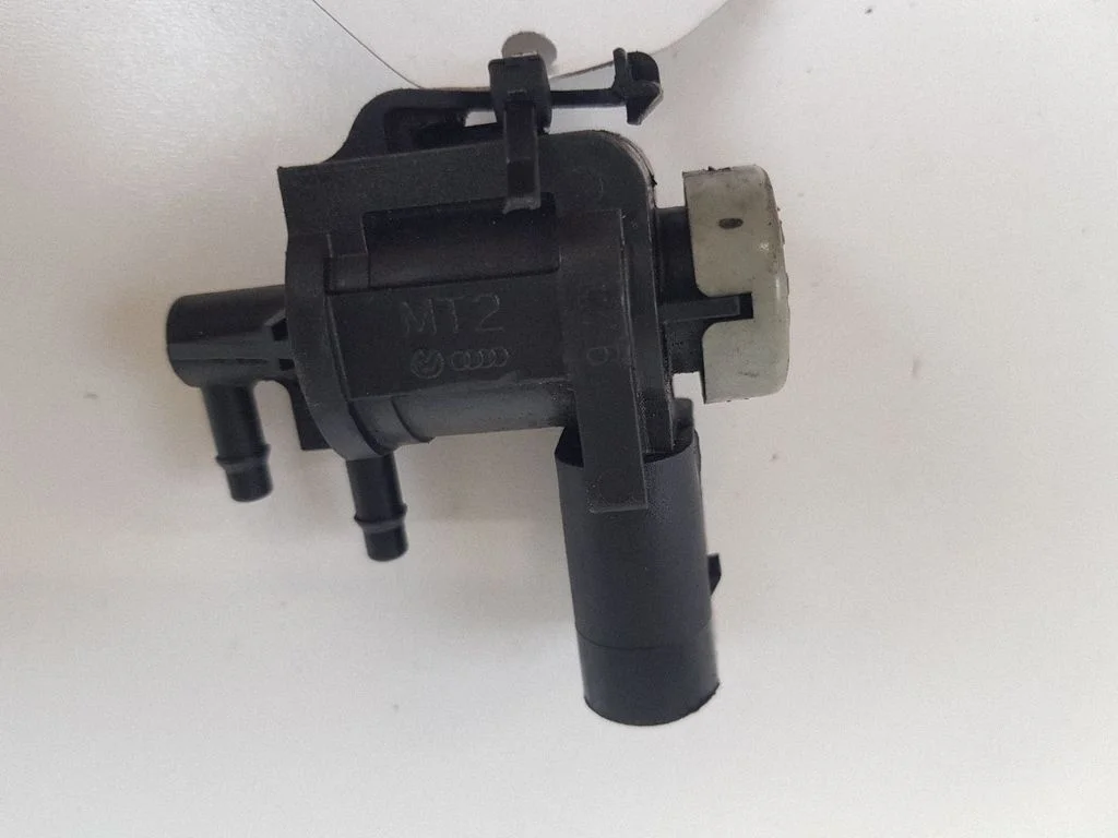 Zawór elektromagnetyczny turbo 1K0906283A