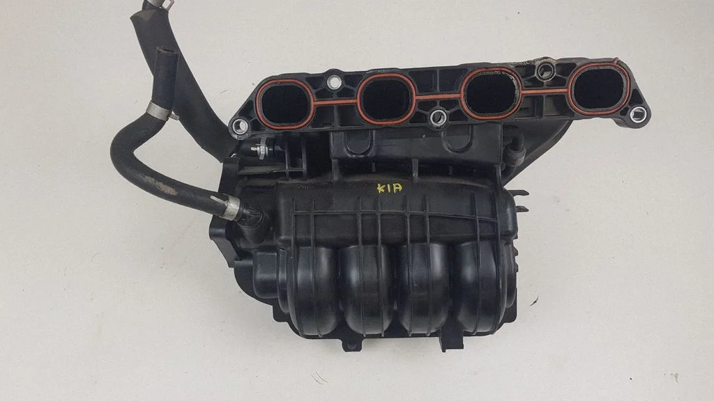 Sisselaskekollektor 2B641 – KIA Sportage (2011-2016)